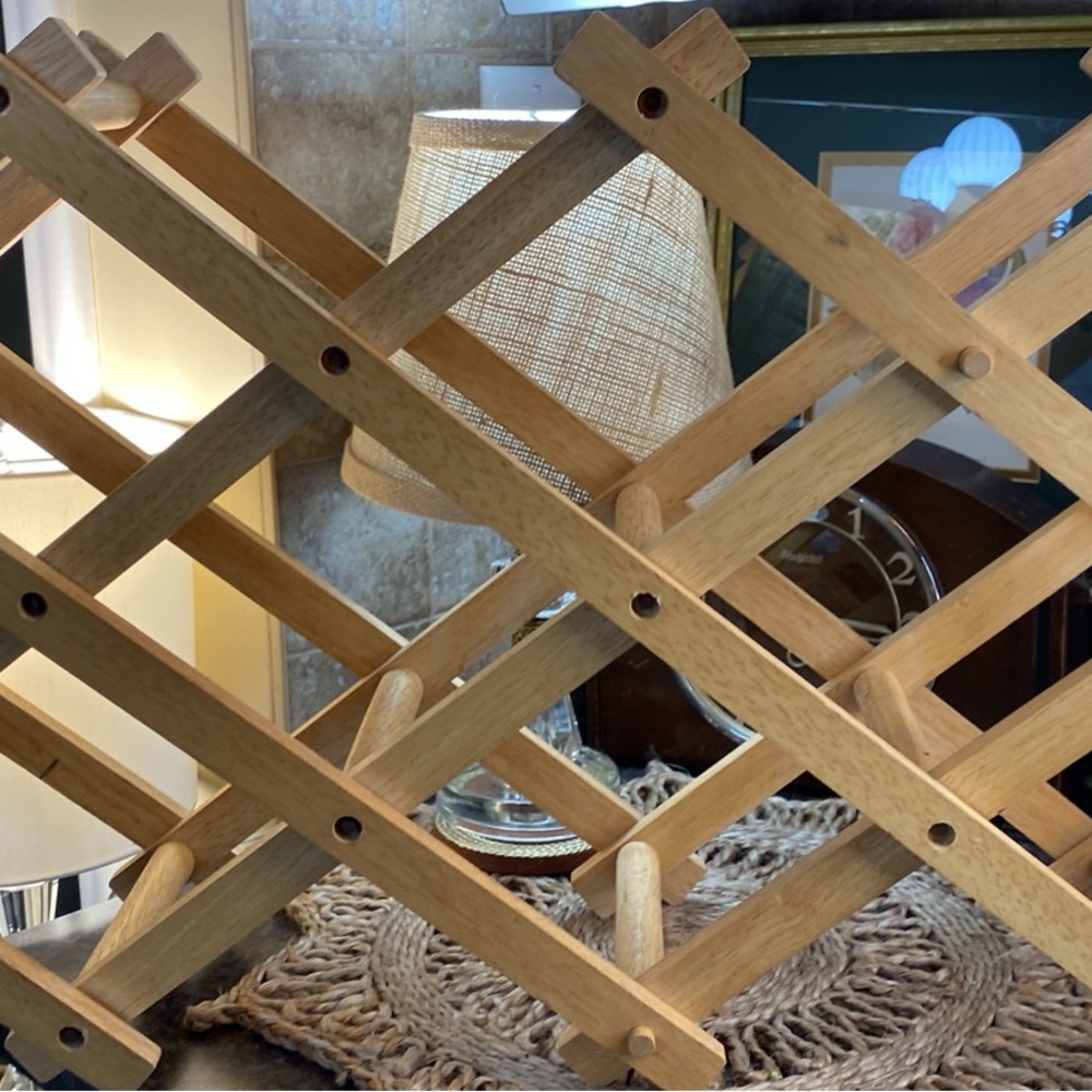 Wooden Expandable Wall Rack/Craft/Wine Rack